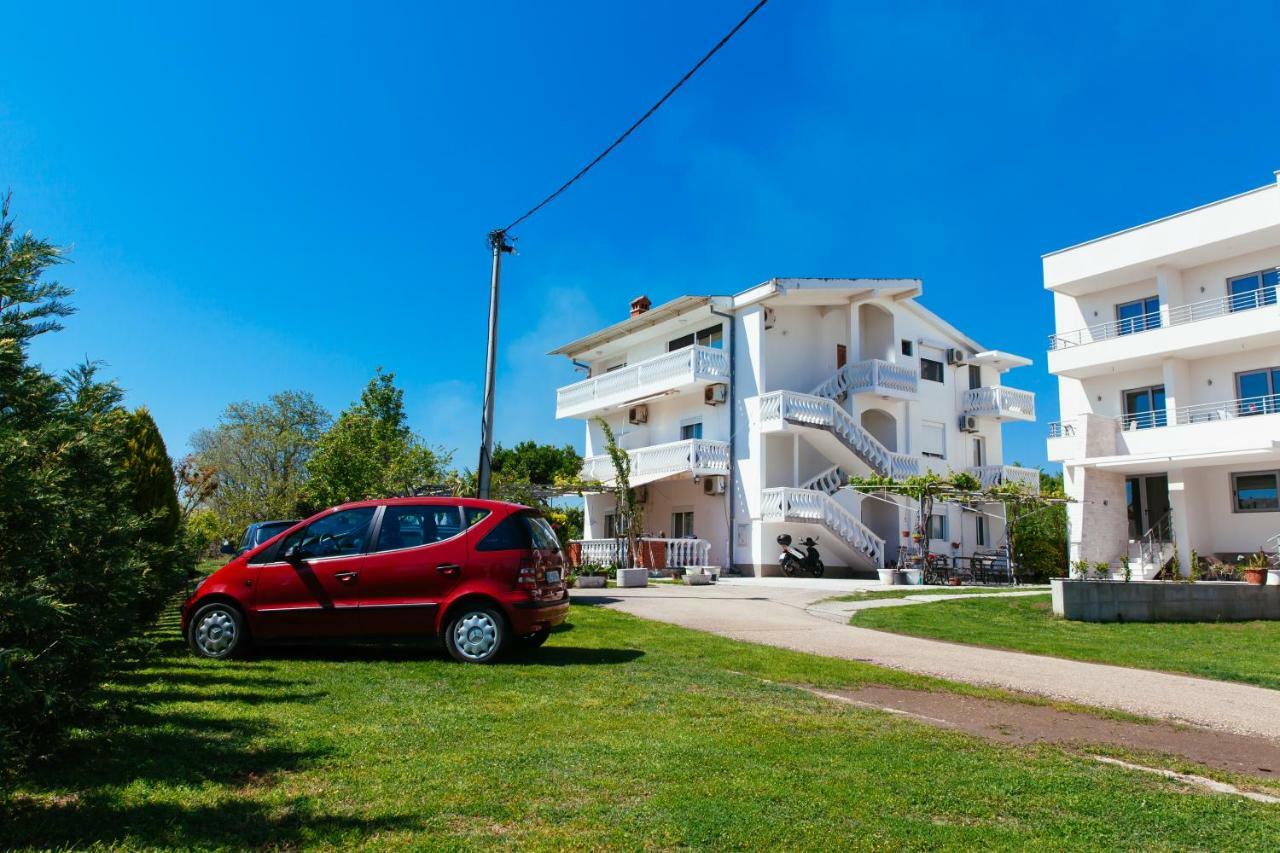 Adriatica Sea & Sun Bed and Breakfast Ulcinj Eksteriør billede