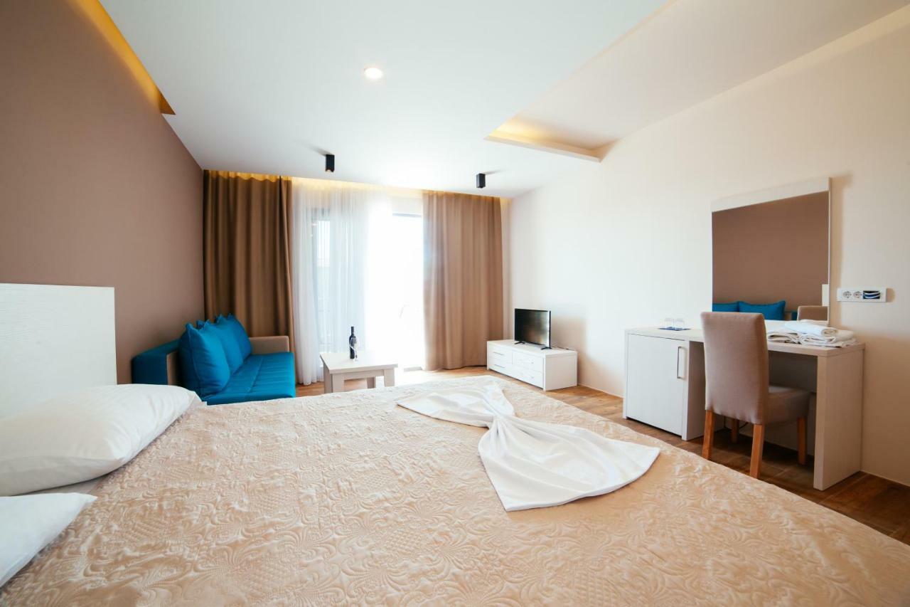 Adriatica Sea & Sun Bed and Breakfast Ulcinj Eksteriør billede